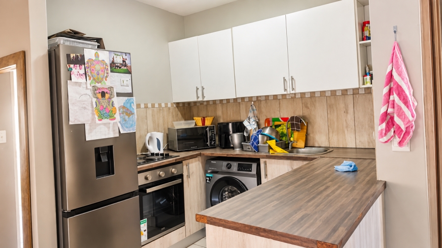 2 Bedroom Property for Sale in Parklands Western Cape